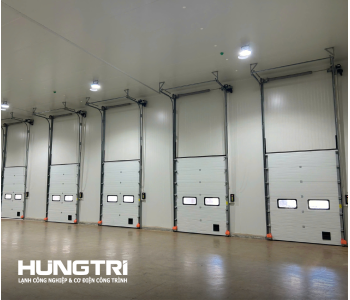CỬA SECTIONAL DOOR TRƯỢT THẲNG