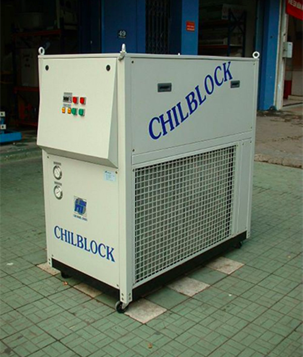 air-cooled condensing unit